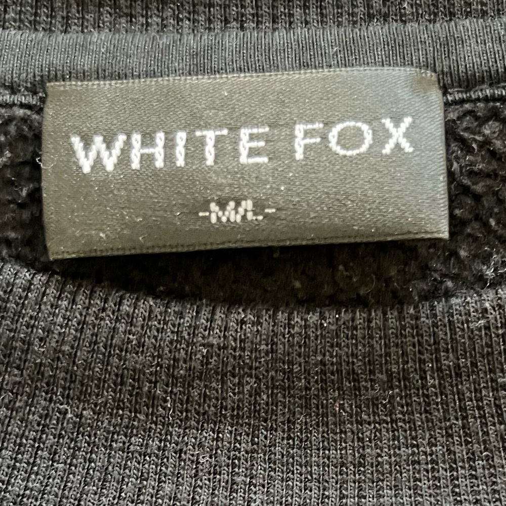 WHITEFOX embroidered oversized crewneck! - Picture 2 of 2